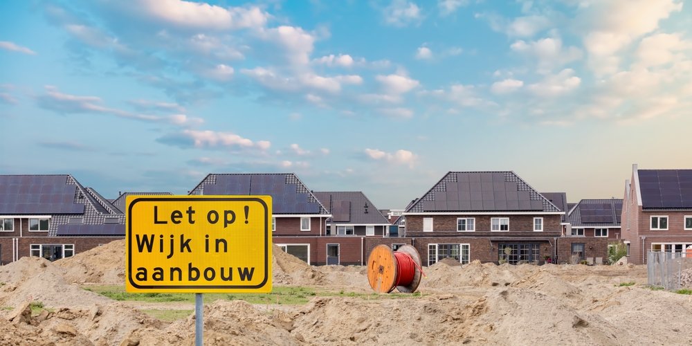 Renovlies voor nieuwbouw in Den Haag. Krijg 10% korting op het behangen en sauzen van wanden.
